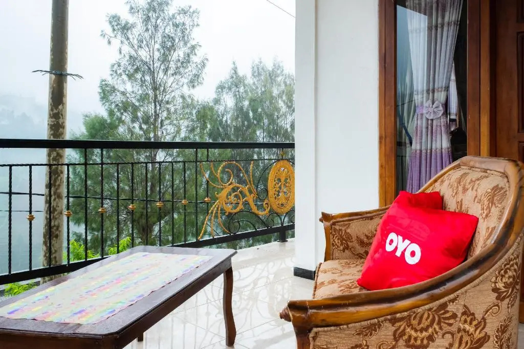 OYO 2169  Anugrah Bromo Homestay