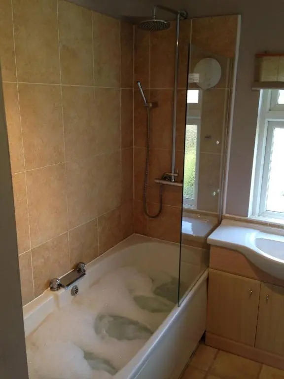 Comfortable House in Warwick