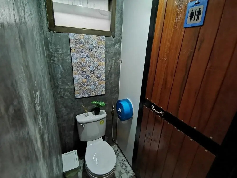 Gardenroom Home Stay and Cafe Suvarnabhumi