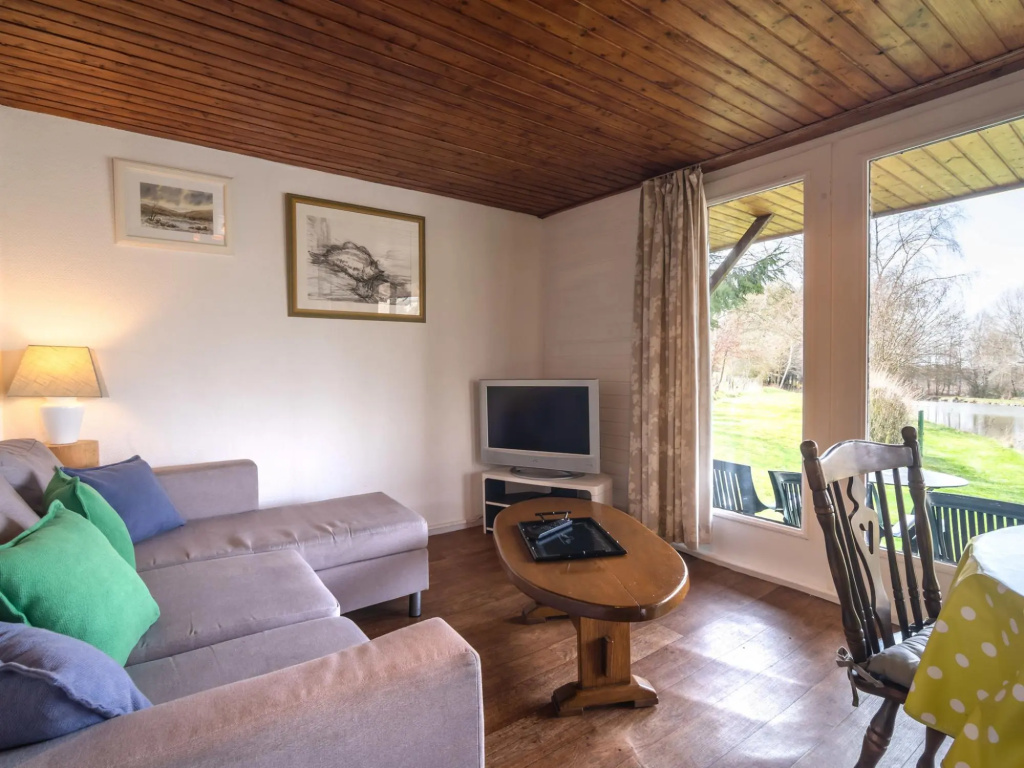 Splendid Chalet in Gouvy With Fenced Garden
