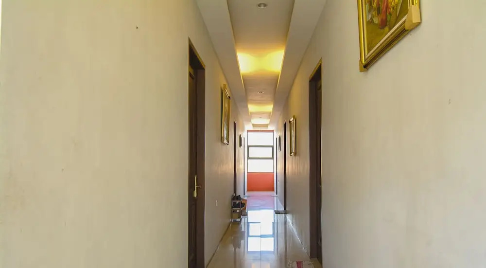 ZEN Rooms Basic Kupang Baru