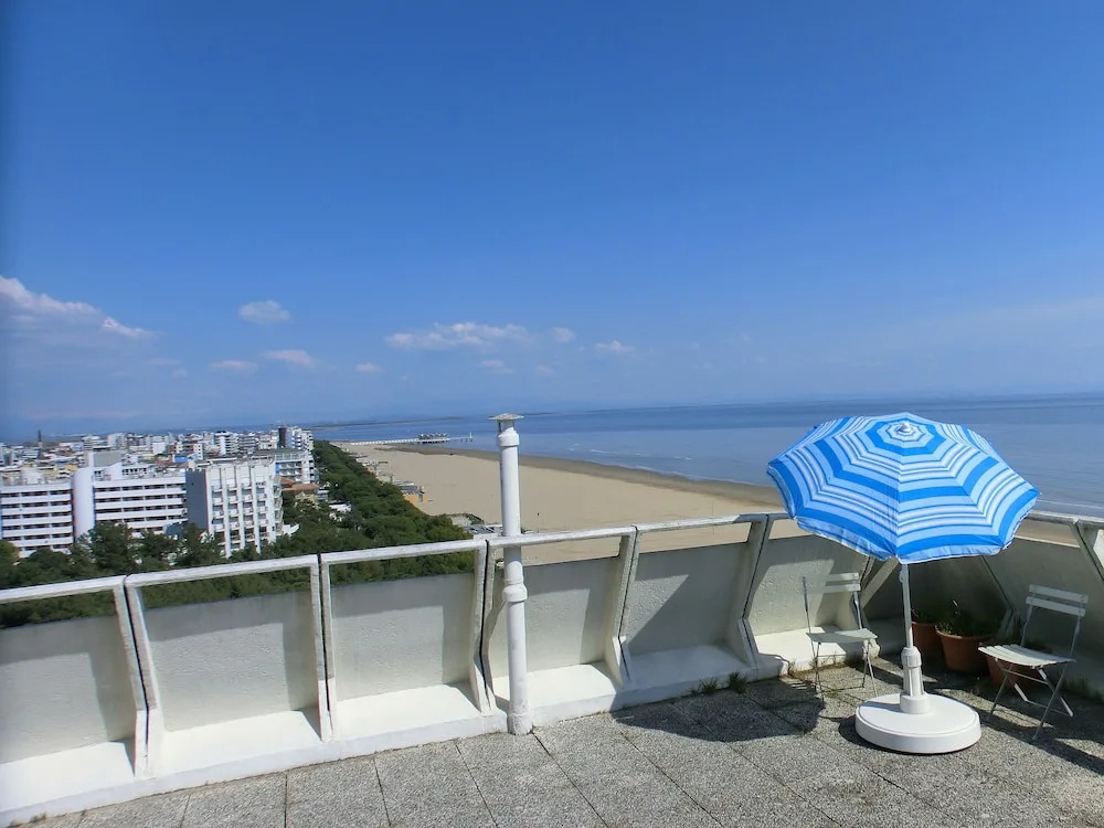 Prestigious Apartment Private Terrace With Panoramic Sea and Lagoon View