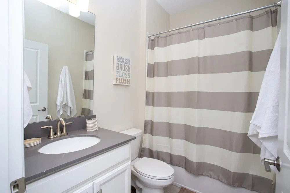 Fabulous 5 Bedrooms Close to Disney at Champions Gate Resort 8988