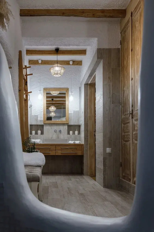 Lithos Messolongi Paradise - A Luxurious Retreat