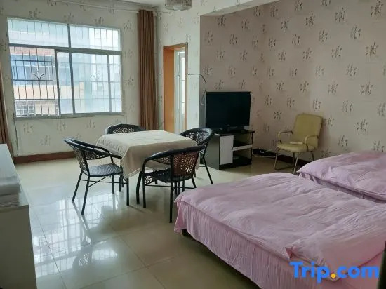 Yueyang Sanxin Hotel (Vocational Institute)
