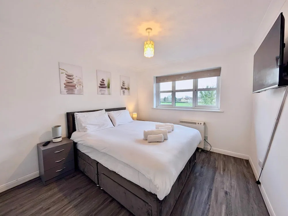 Charming and Modern 1-bedroom Flat