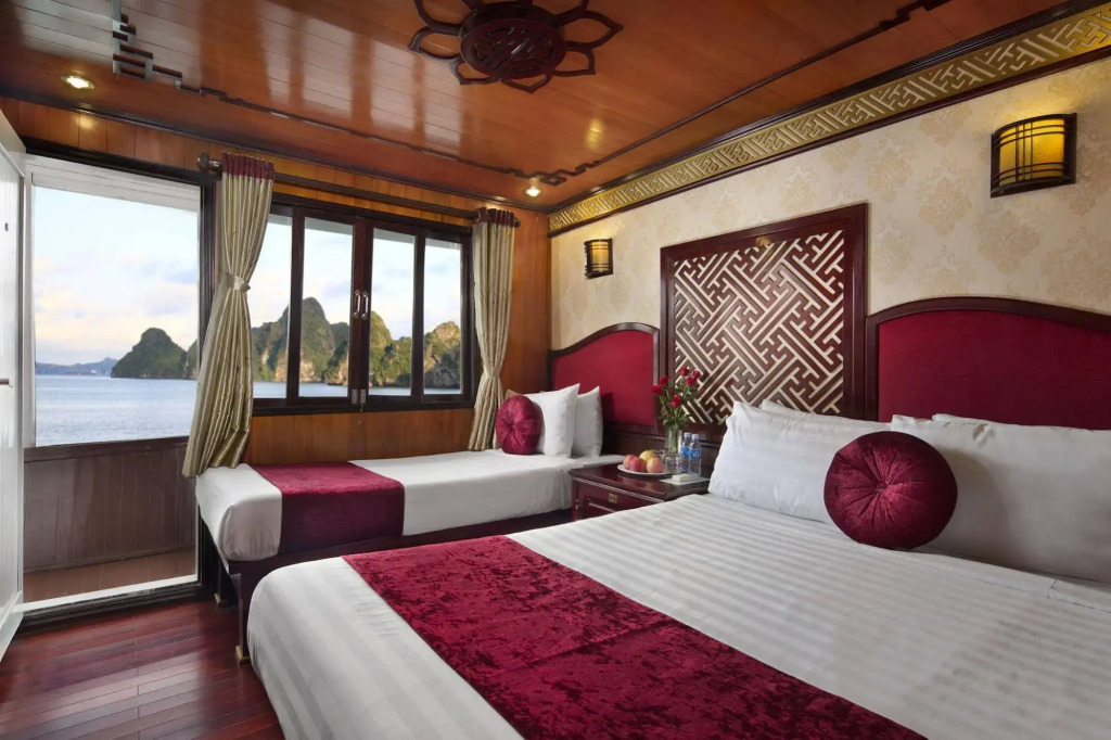Rosa Cruise Halong