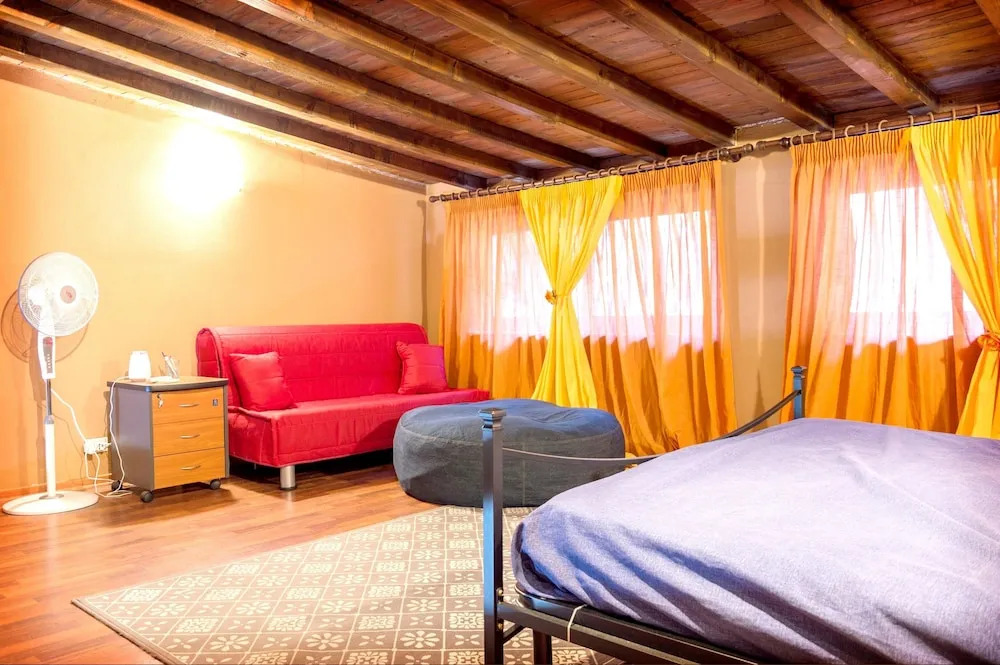 House With 2 Bedrooms in Catania, With Furnished Terrace and Wifi