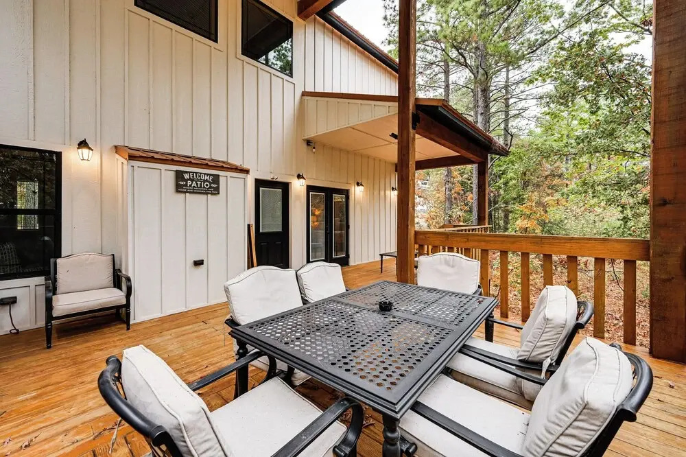 6 Mi to Broken Bow Lake: Home w/ Game Room!