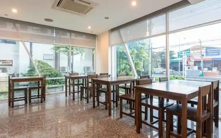 24 At Home Hotel