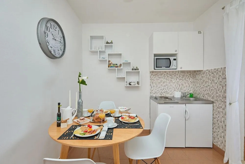 Bahari Apartment