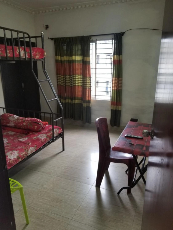 Short stay service apartment