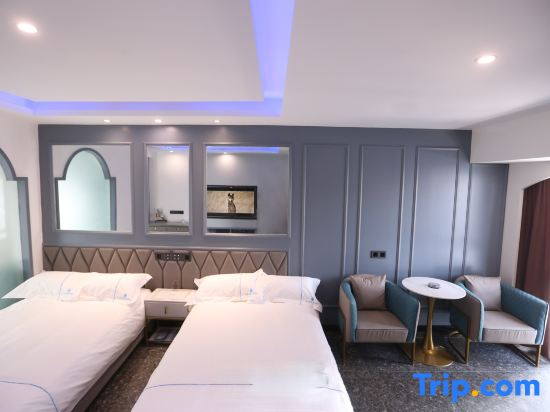 Qingguo Light Luxury Hotel (Wanda High Speed Railway Station)