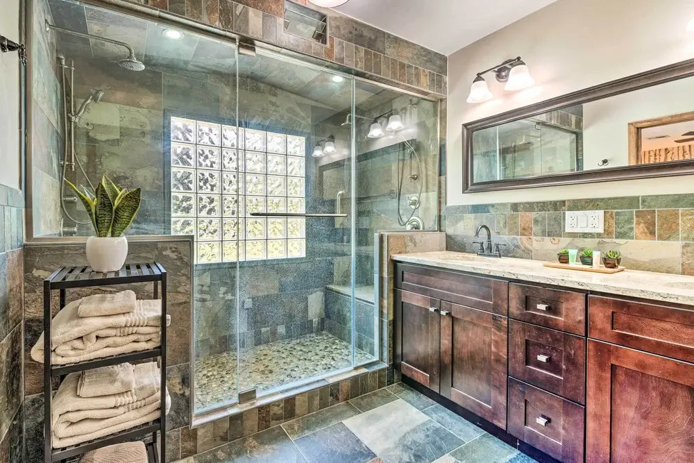 East Stroudsburg Home w/ Fire Pit & Private Pond