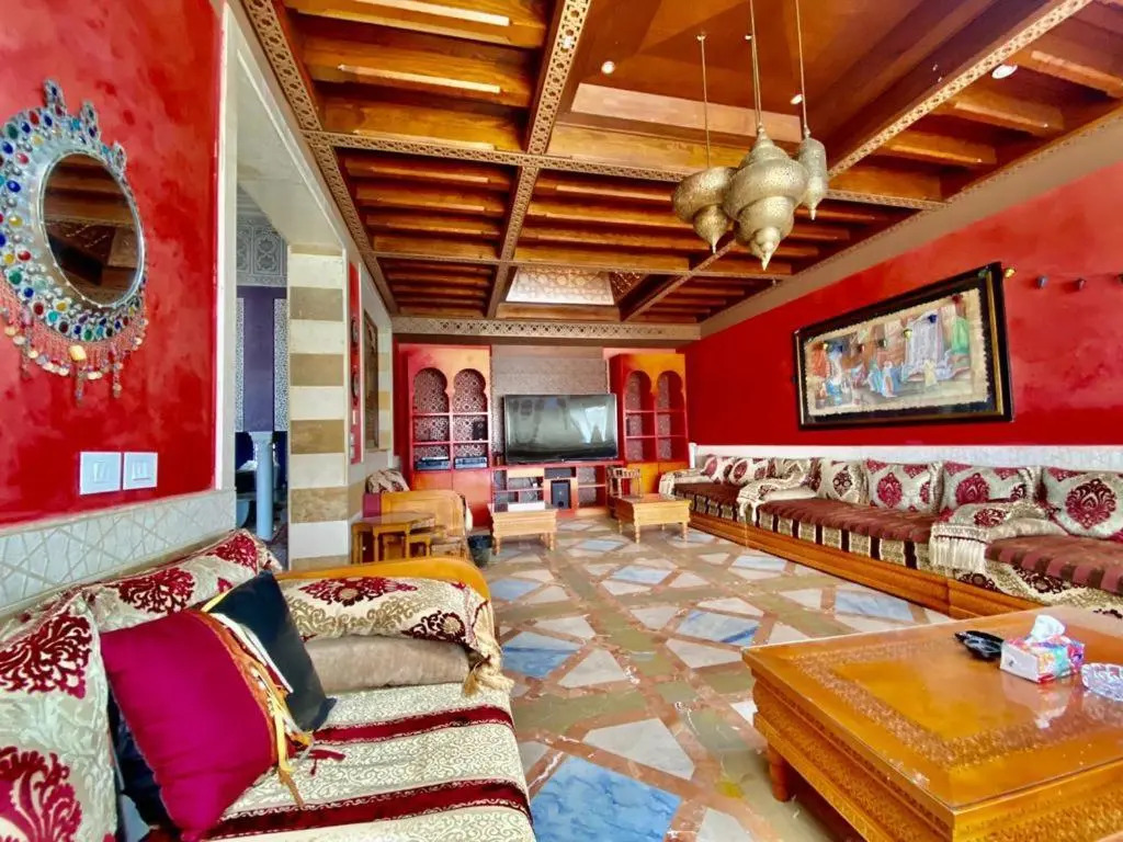 MB 2 Palace New Marina El Gouna