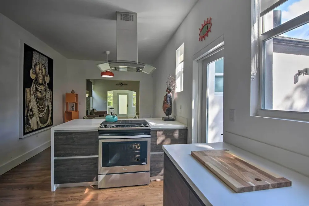 Modern Miami Villa w/ Pool Oasis ~ 5 Mi to Beach!