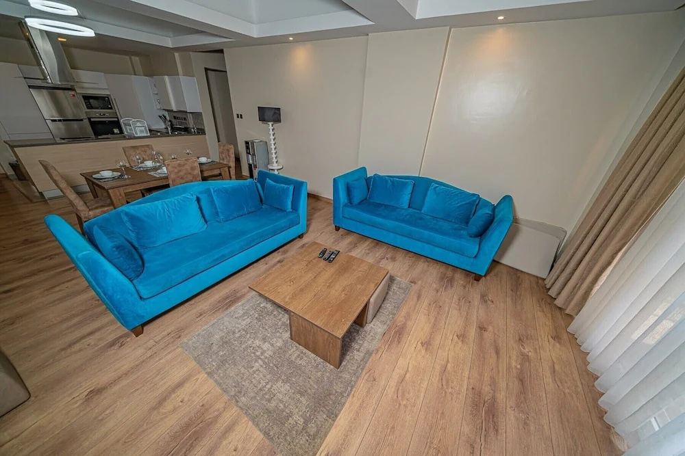 Lux Suites 37 on Kikambala Apartments