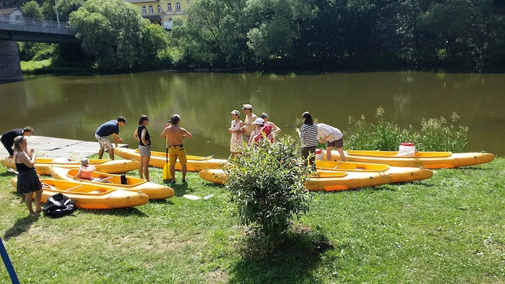 Ostende Chocerady - ubytování u řeky