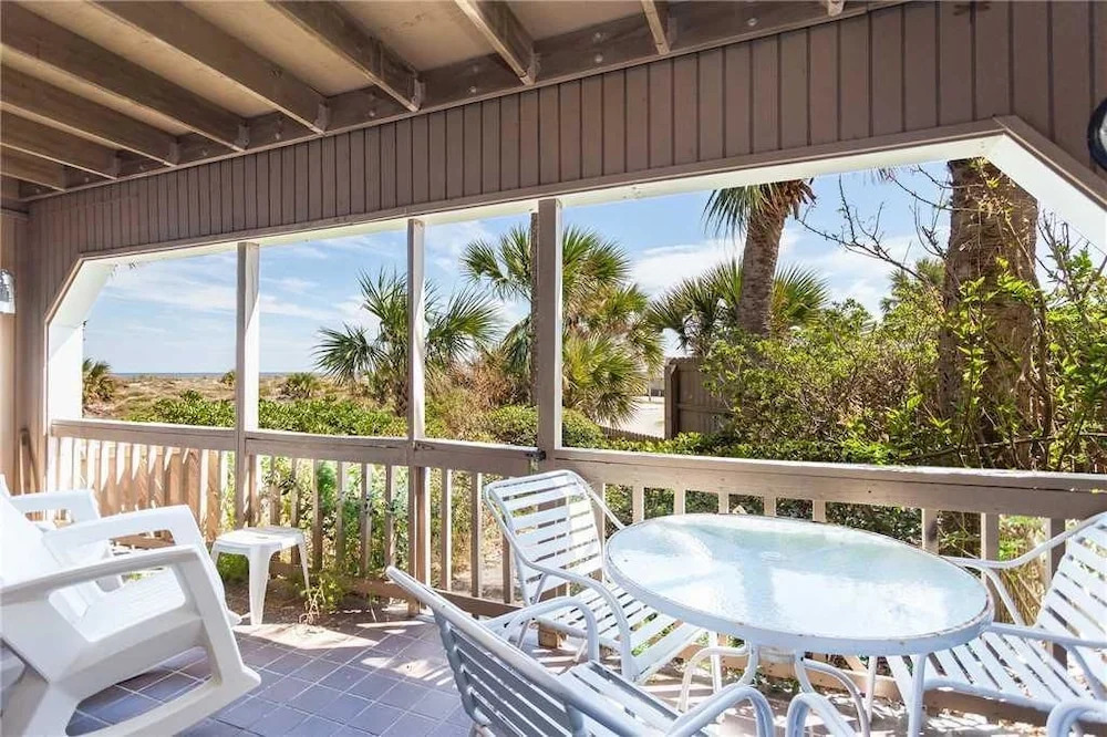 Hibiscus 103B - Two Bedroom Condo