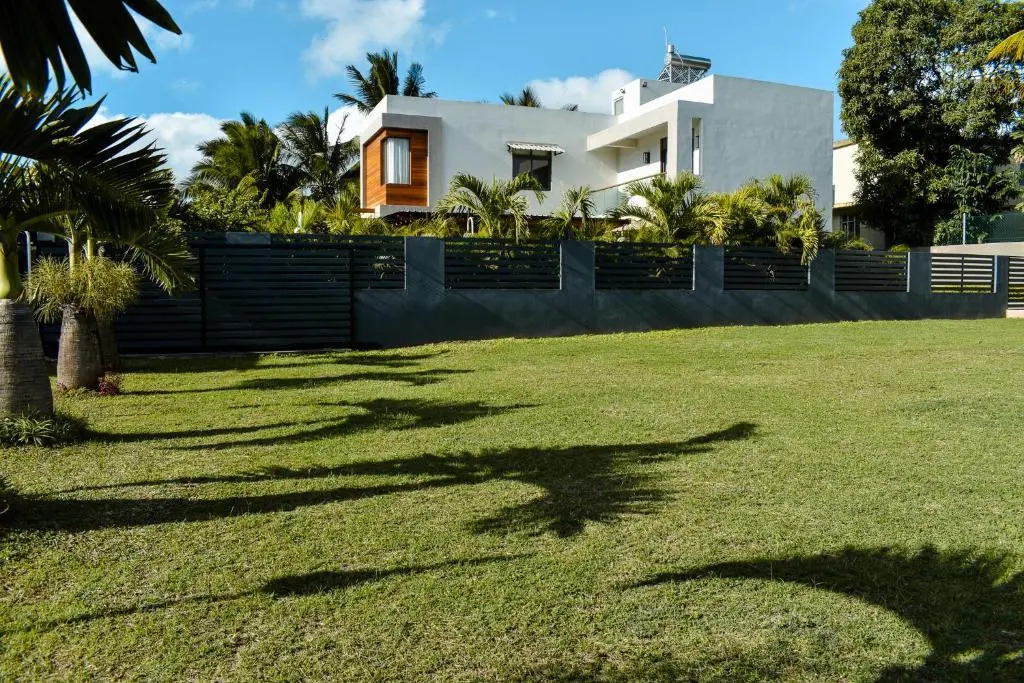 Modern Design Villa - Trou aux Biches