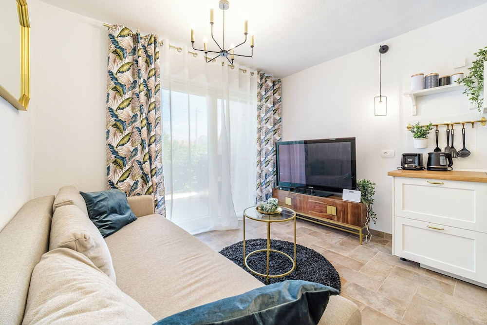 Holiday Home Josipa with a Private Pool