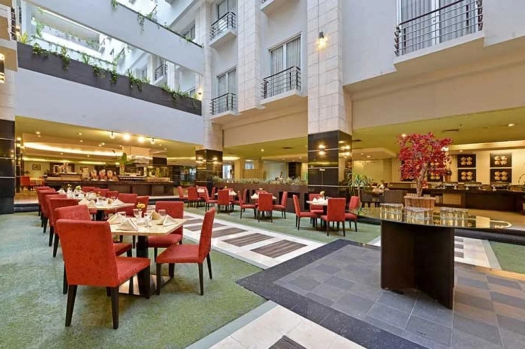 Golden Flower by KAGUM Hotels
