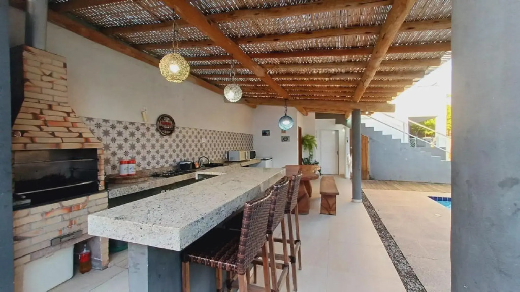 Casa Por do Sol 4 quartos piscina e área gourmet