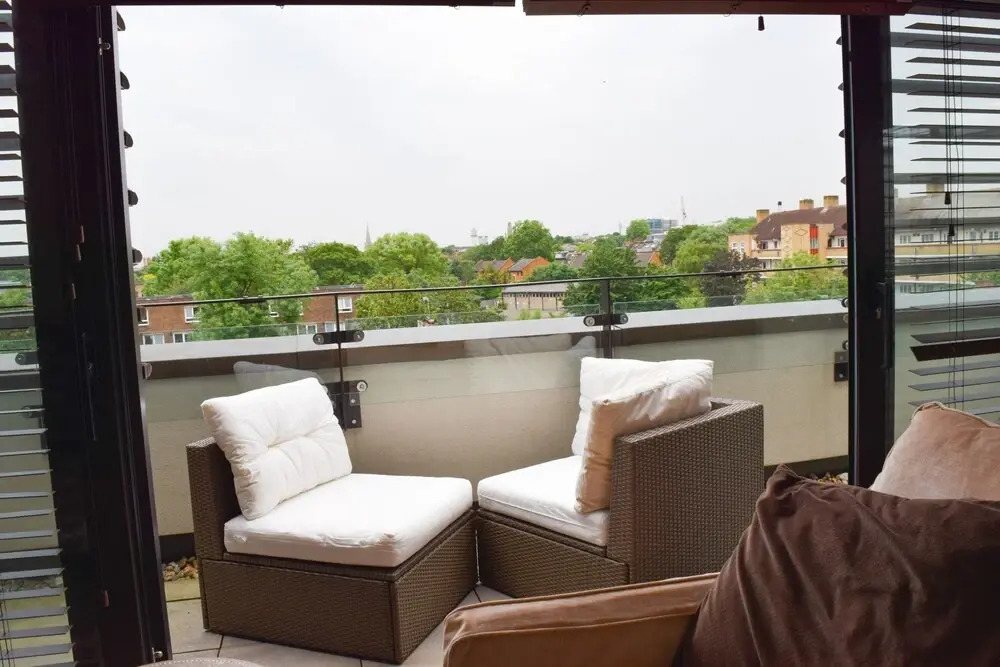 Stylish 2 Bedroom Flat With Balcony In Tufnell Park