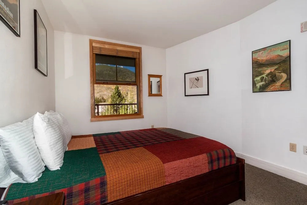 Silver Mill #8222 - 1 Br Condo