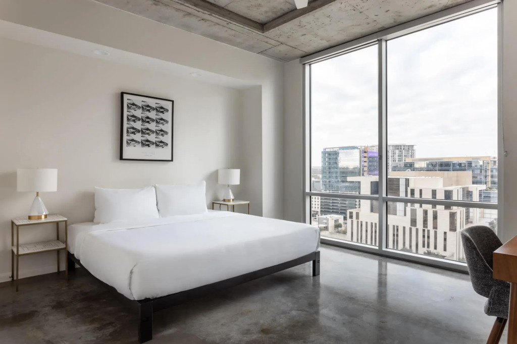 Austin Family Perfect 2BD 2BA 2nd Street District Apartment