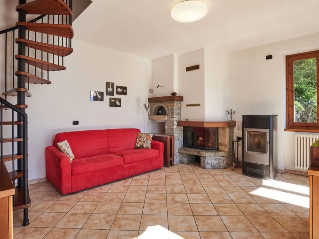 House Ronco Dongo 32460
