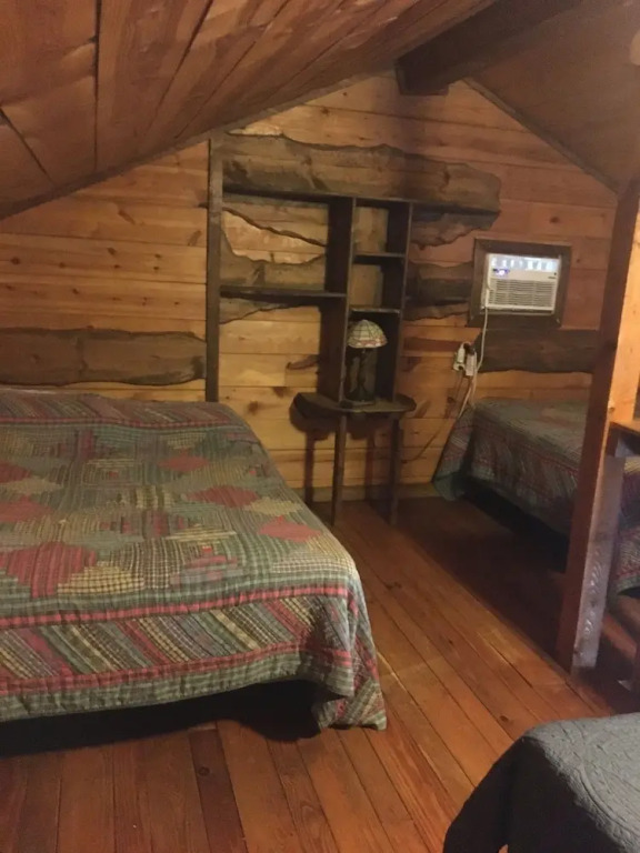 Lago Linda Hideaway Camp
