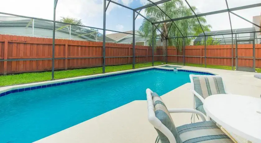 South Roma Way by Ellis Exclusive Villas
