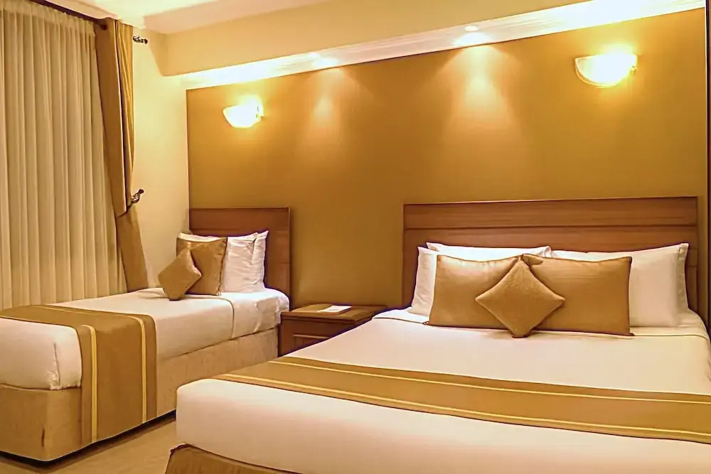 Summerdale Inn
