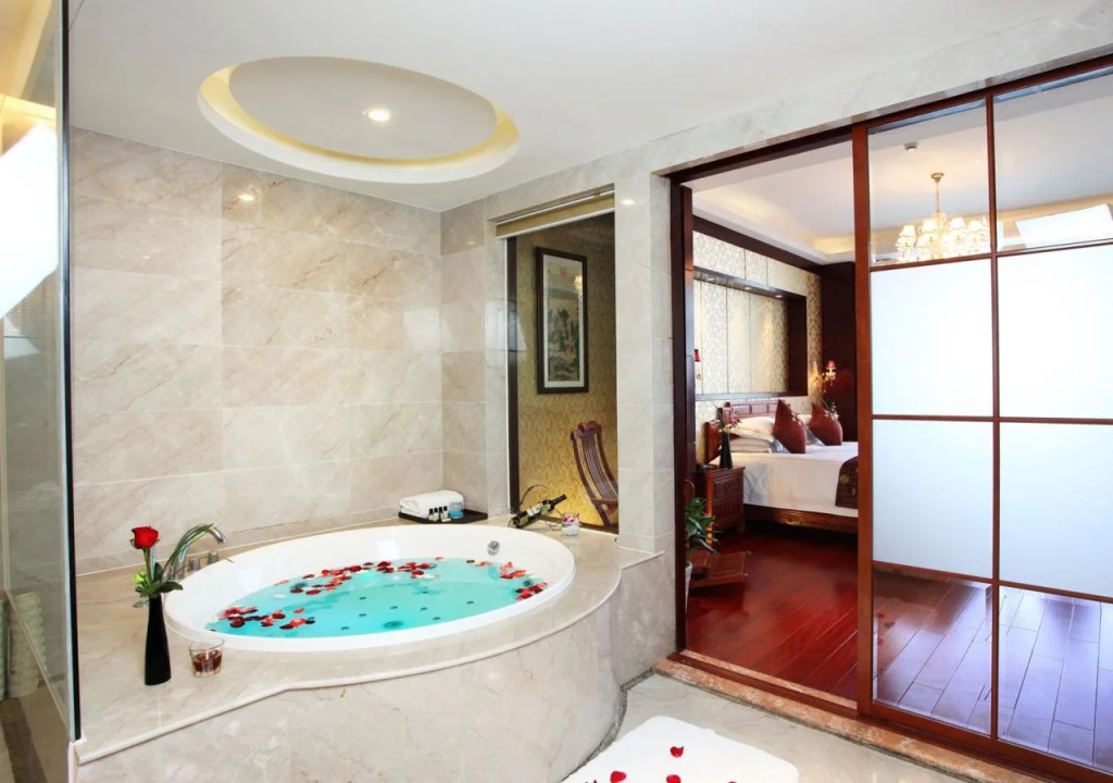 Blossom Water Museum Hotel
