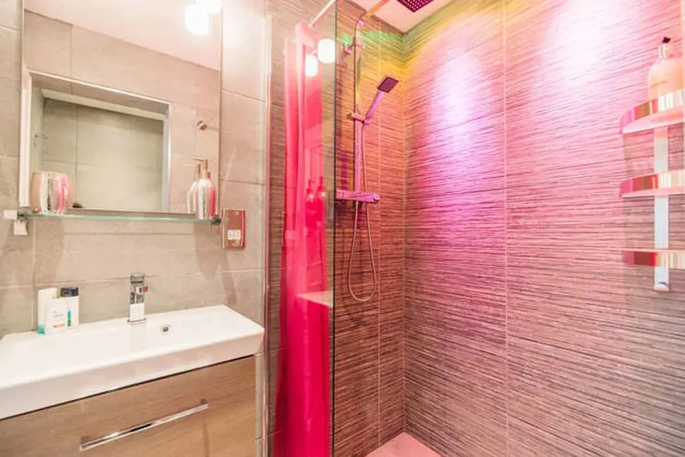 21A Luxury Apartment