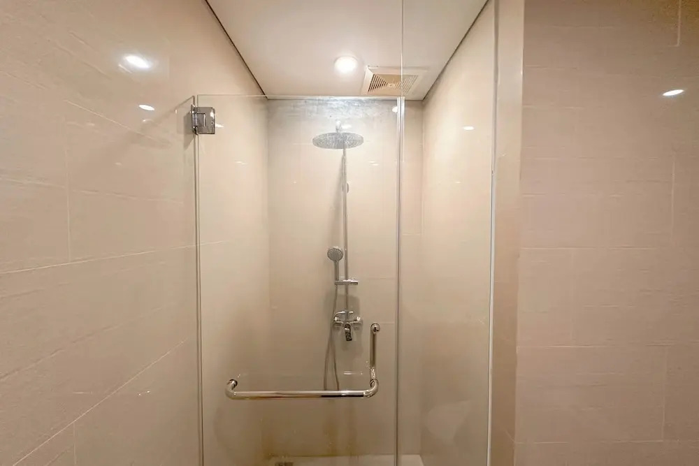 Spacious And Elegant 2Br At One East Penthouse & Residence Apartment