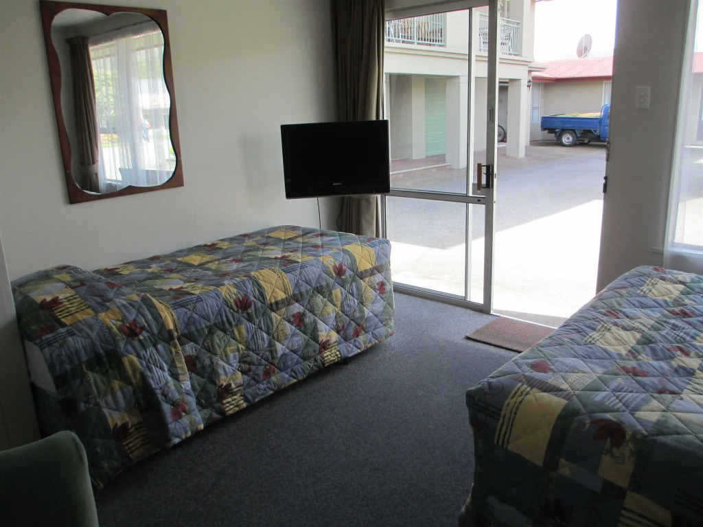 Aachen Place Motel