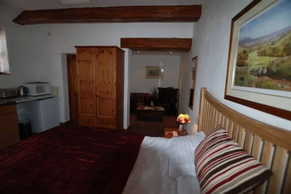 Home Farm & Lodge