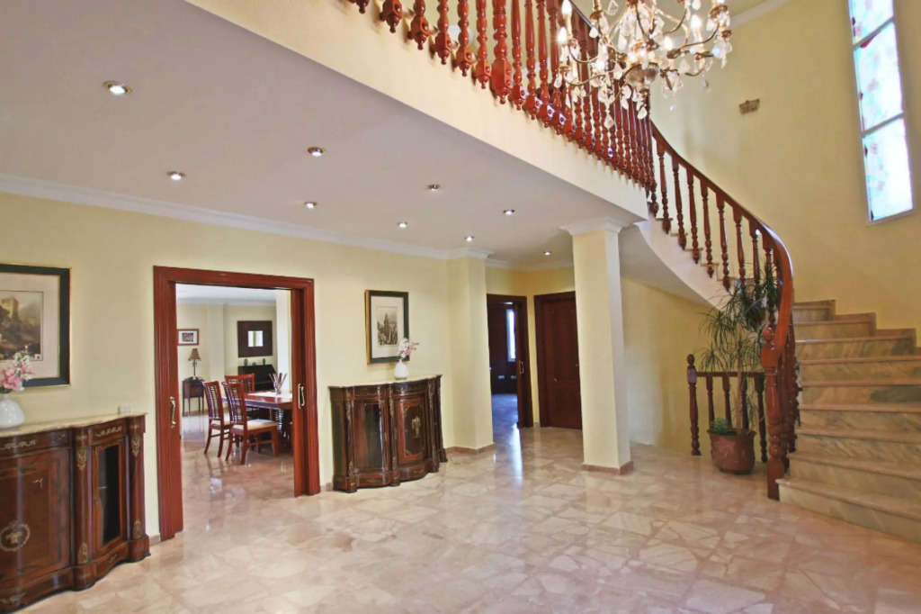 TESS Villa Paradise