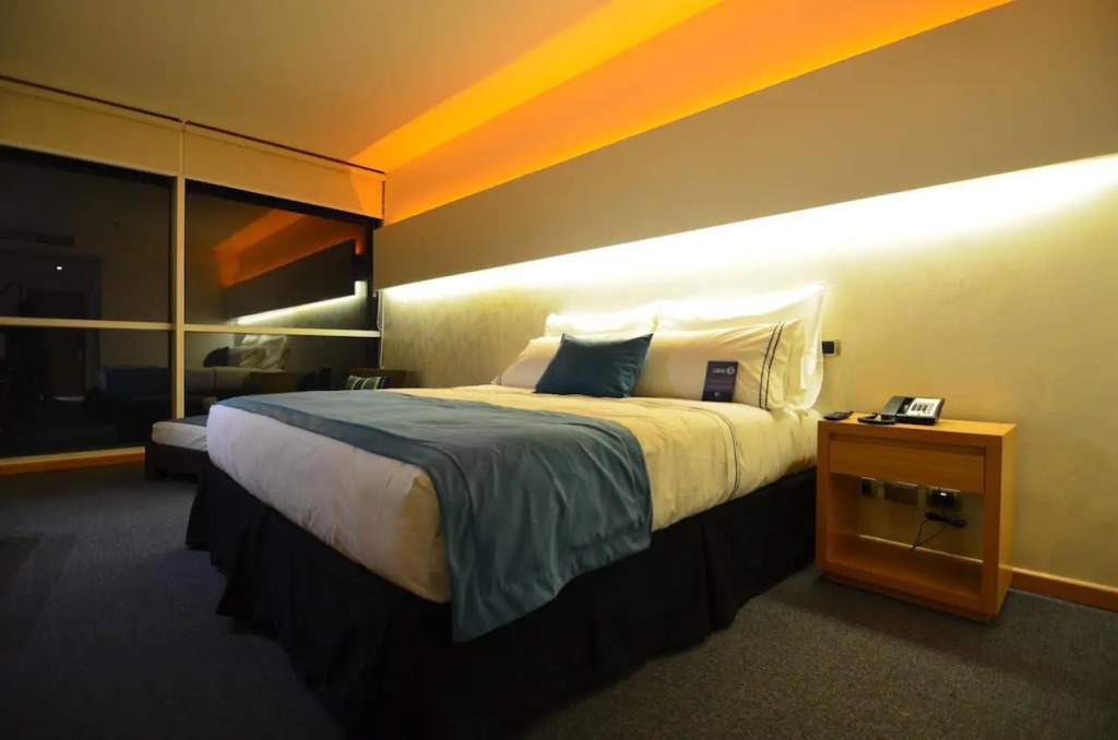 Hotel Enjoy San Antonio