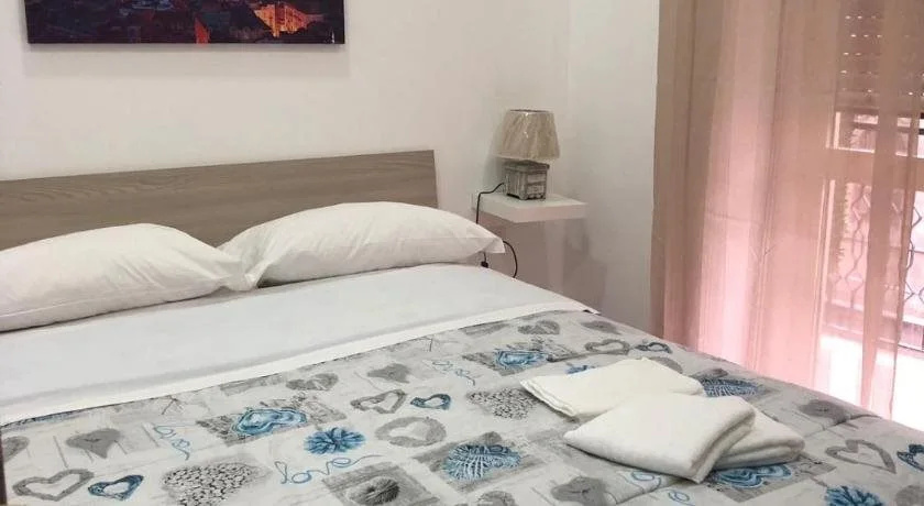 Partenope legend B&B