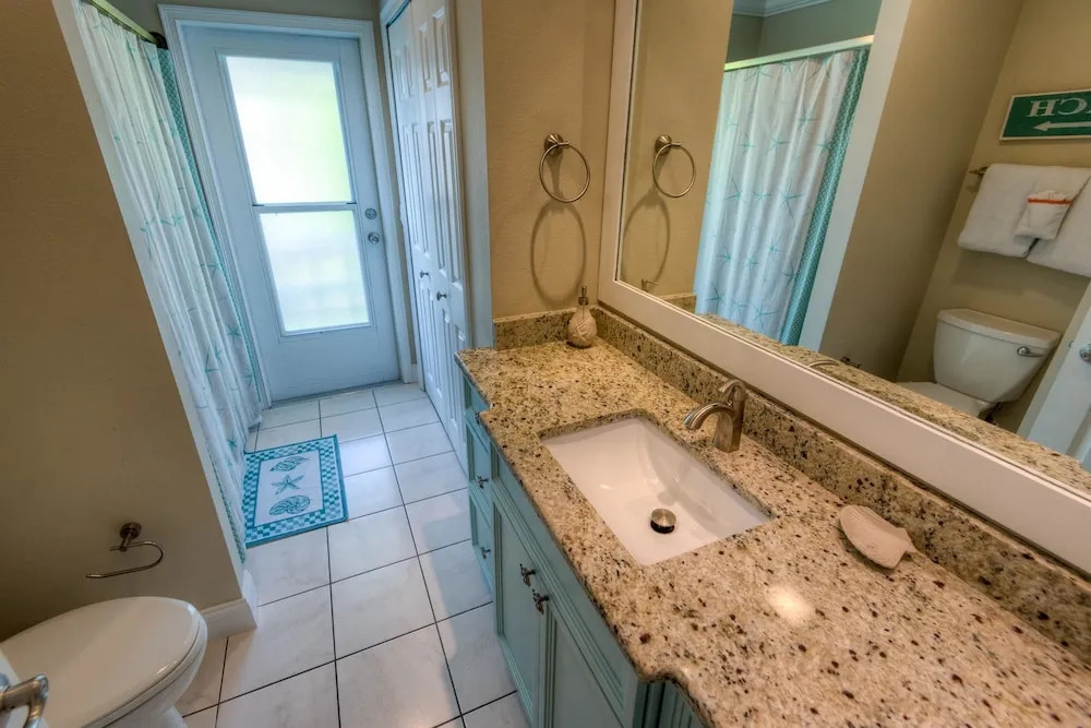 Island Breeze Apartment 2