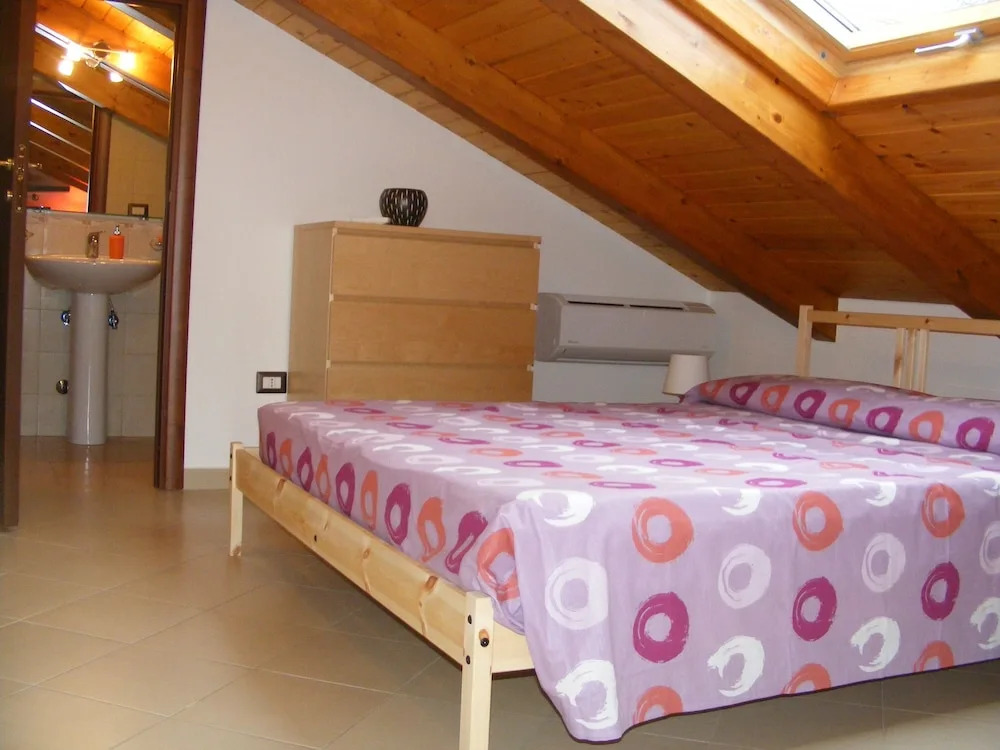 Detached Villa 20m From the sea for Stays and spa Treatments Near Taormina