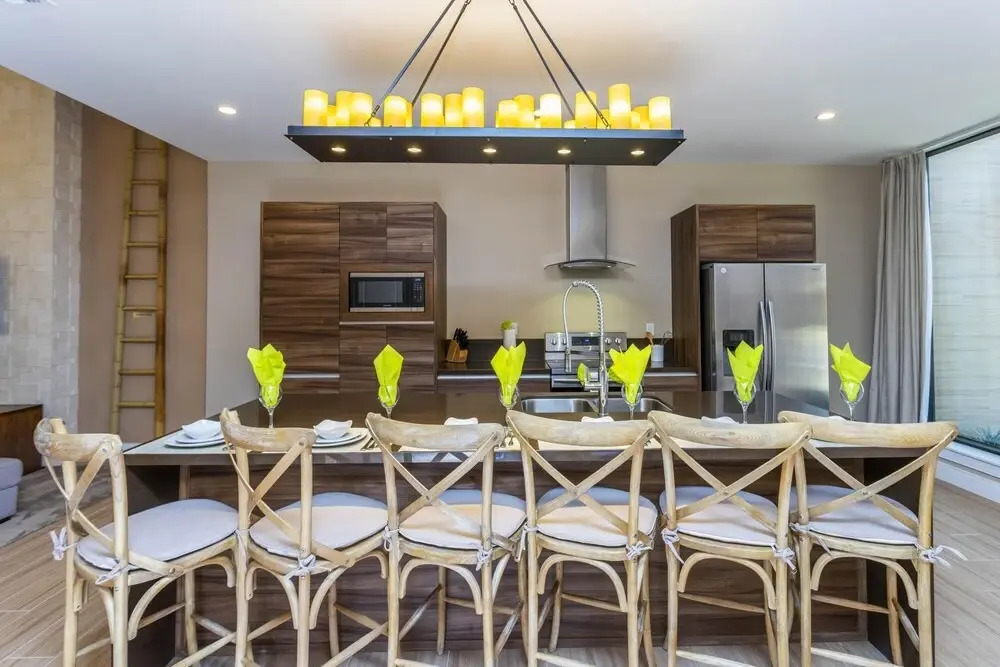 Splendid 3 Bd Close to Disney @ Magic Village 7527