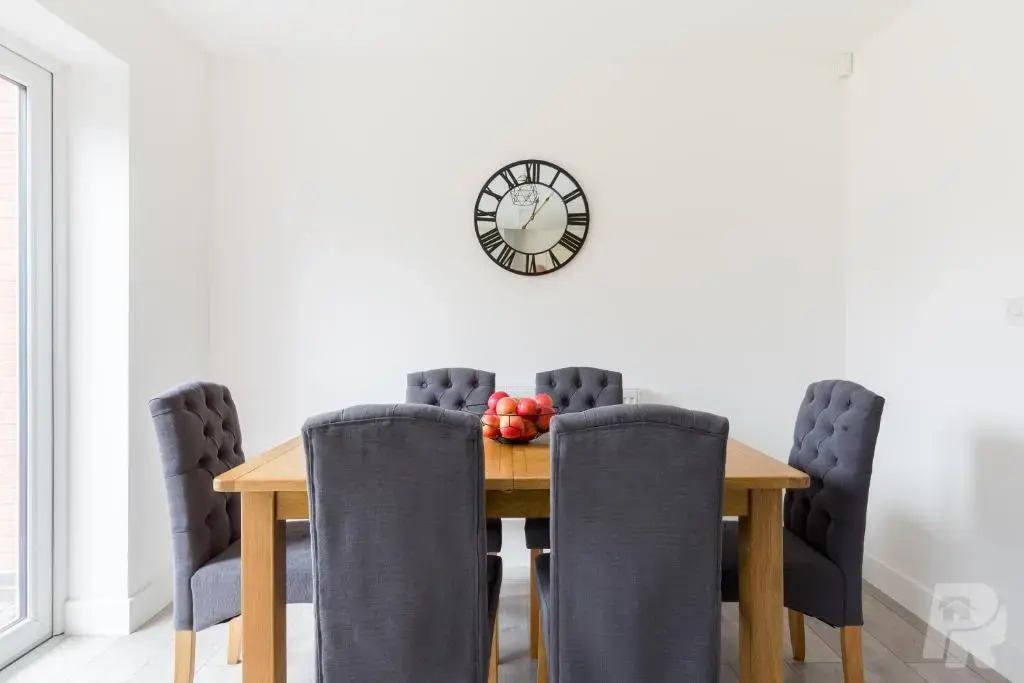 The Birmingham Estate Collective by Prime Stays - Contractor & Group Stays - Secure Parking