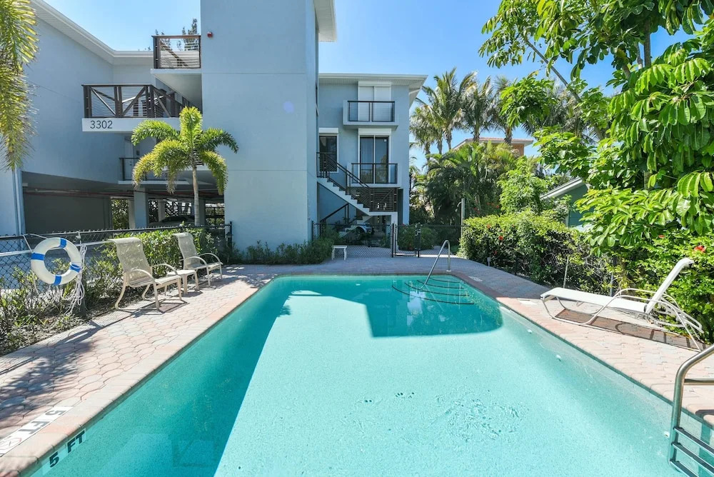 Coastal Sunset of Sunset Cove Apartment 3