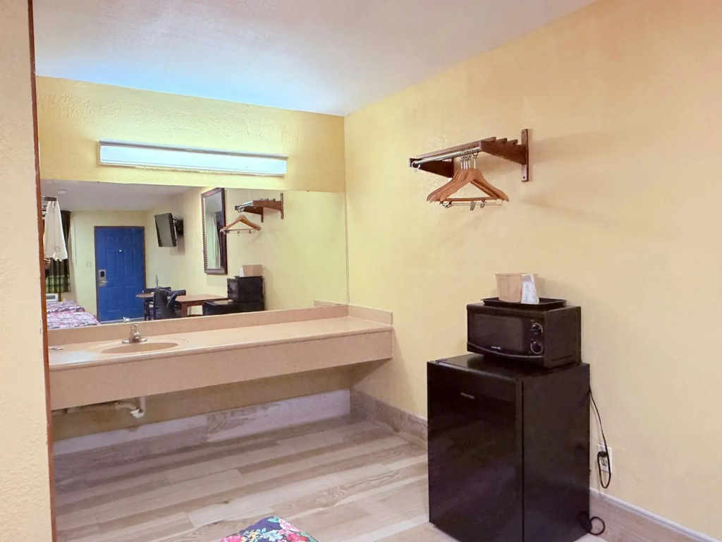 Aloha Inn McAllen Airport near Medical center Tx