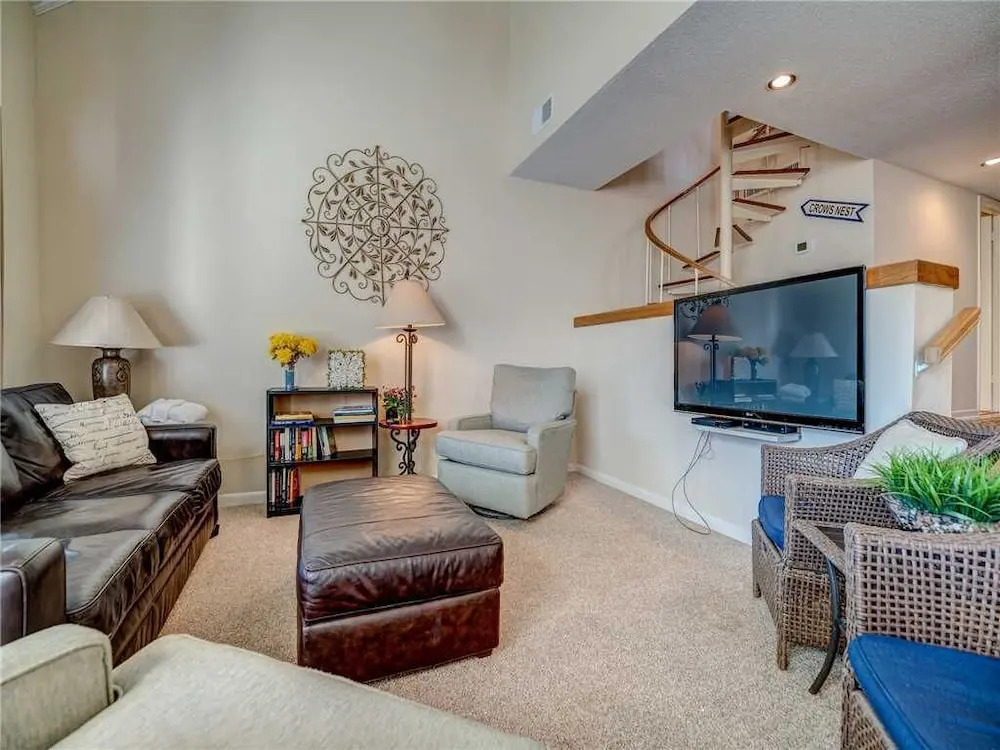 Anchorage 7472, 3 Bedrooms, Sleeps 8, Heated Community Pool, Penthouse