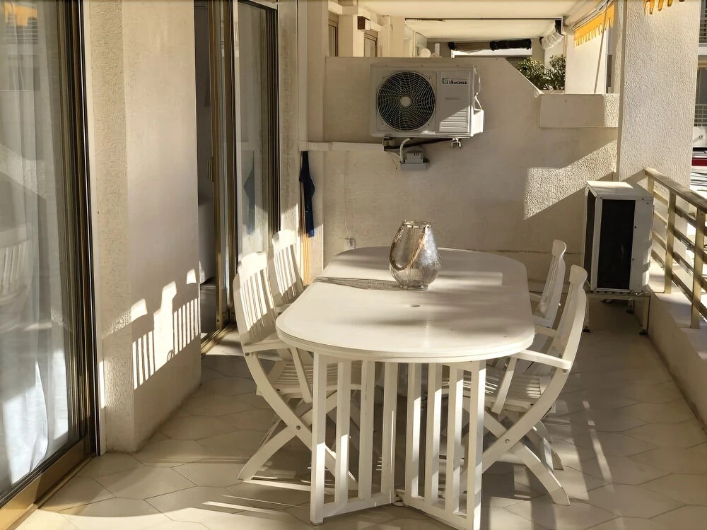 T&H Novelty 114 Family Apartment Salou